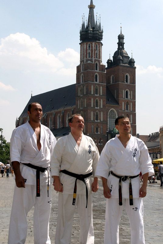 On the background<br>of Mariacki Church