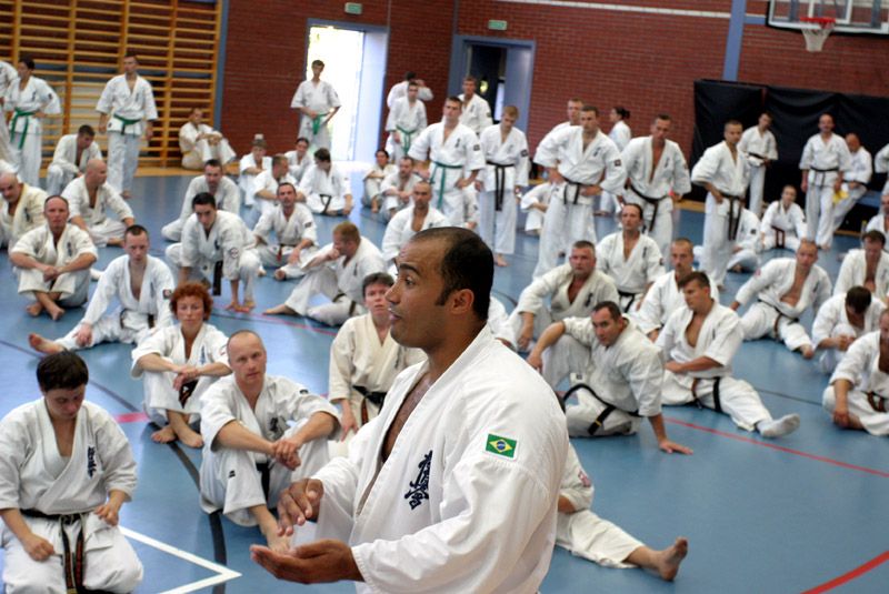 Shihan Filho explaining