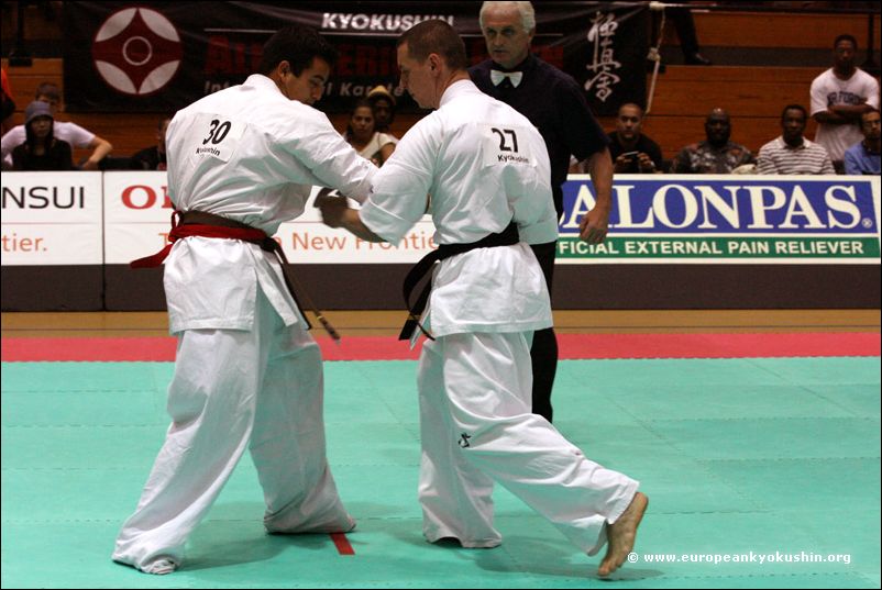 Men kumite<br>chudan-tsuki