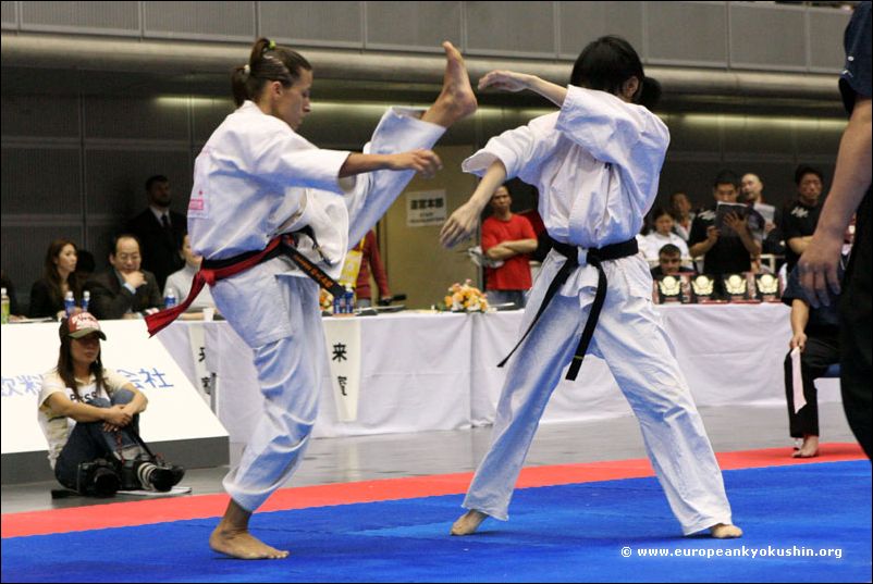 Gyorgyi Roka<br>kakato-otoshi-geri