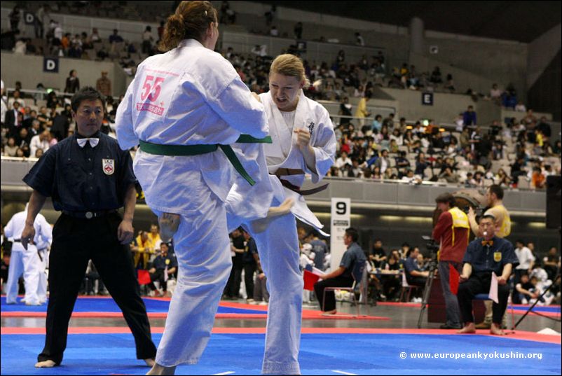 Anna Kaczynska<br>gedan-mawashi-geri