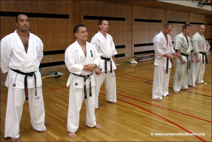 'Keep your head low ...<br>the philosophy of Kyokushin<br>interpreted by A. Zacharski