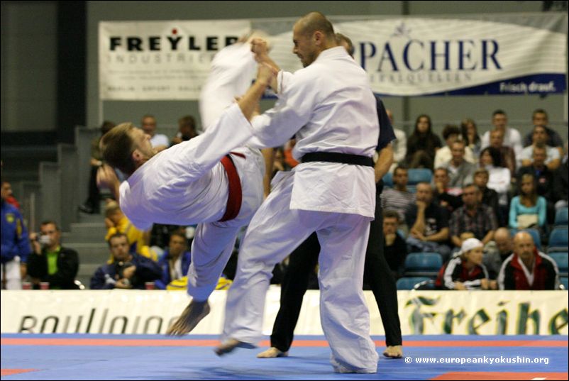 Marko Djukic<br>tobi-ushiro-mawashi-geri