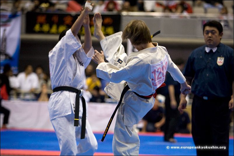 Ewa Pawlikowska<br>kakato-otoshi-geri