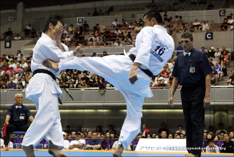 Zenjuro Mori vs<br>Andrews Nakahara