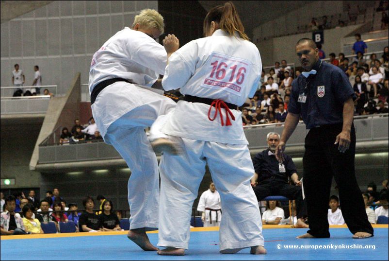 Agnieszka Sypien<br>gedan-mawashi-geri